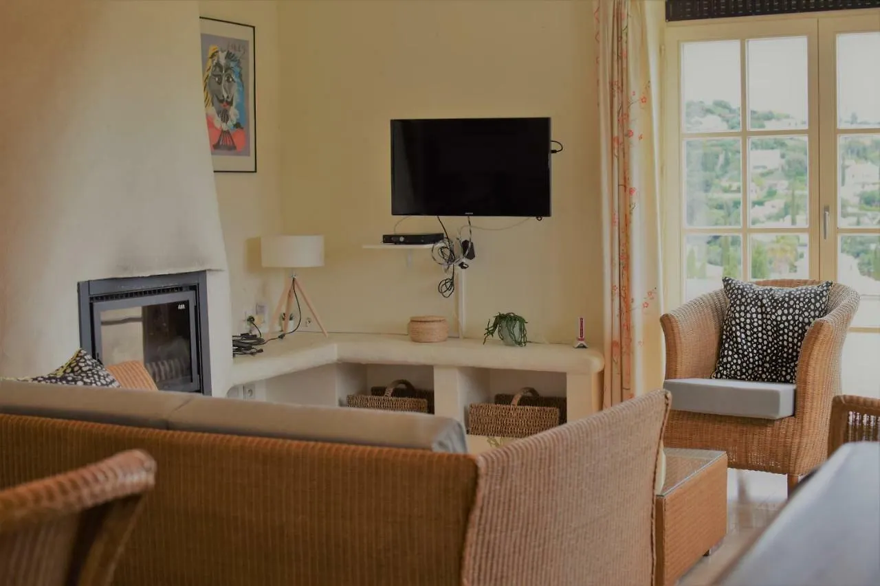 Les Myrtes Villa Les Issambres 0*,  France